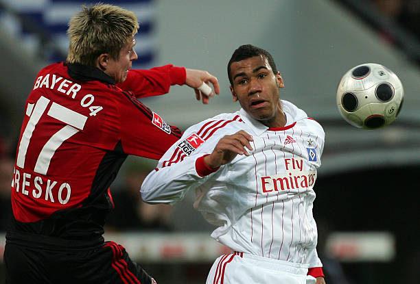 特迎来了职 特迎来了职